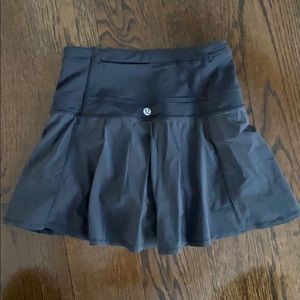 Lululemon size 2 tennis skirt